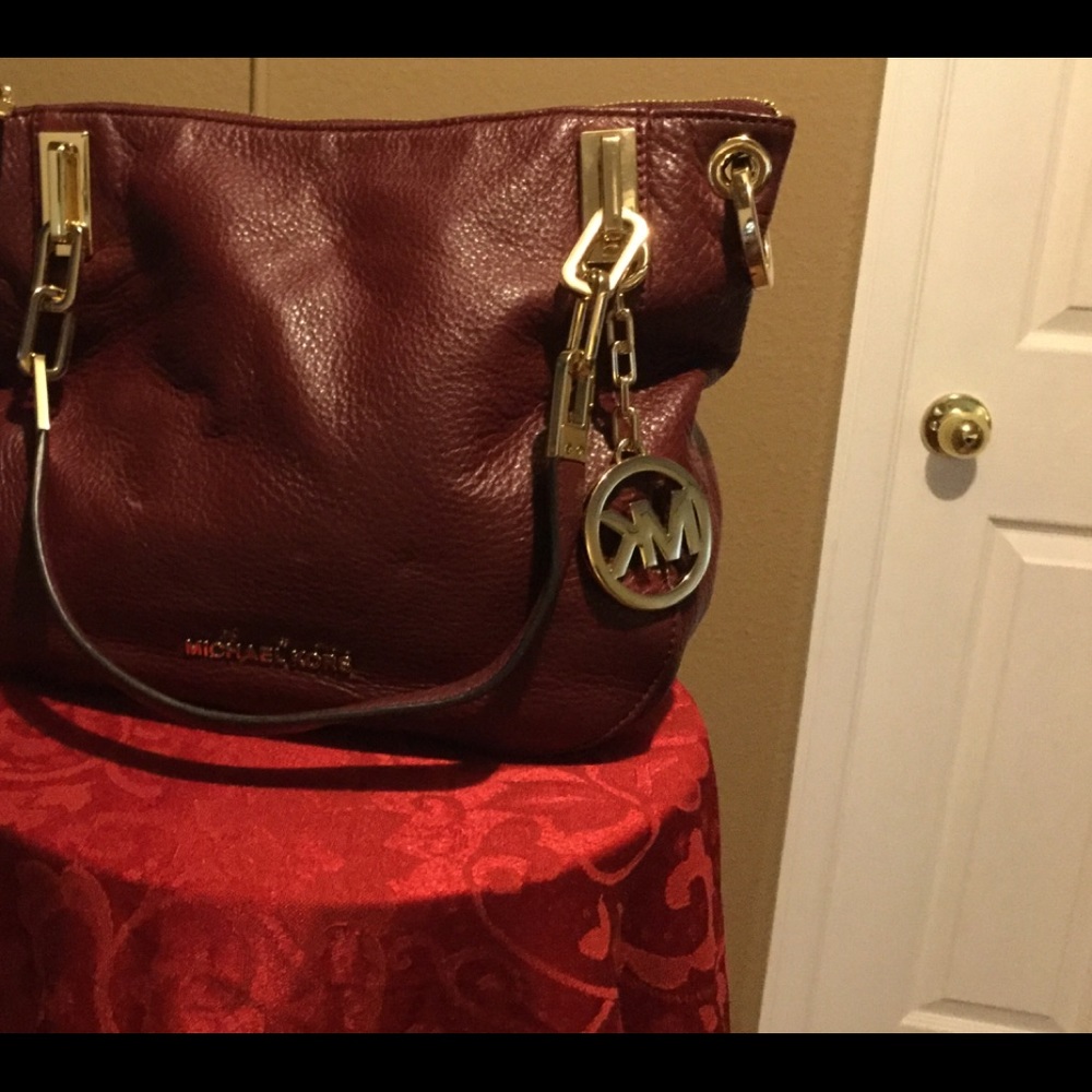 Michael Kors purse